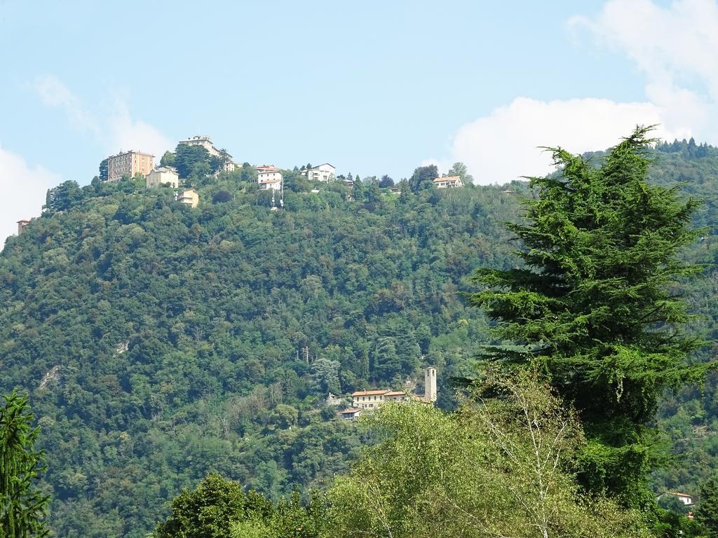 Victoria Hotels Carso Camnago Volta Exteriör bild