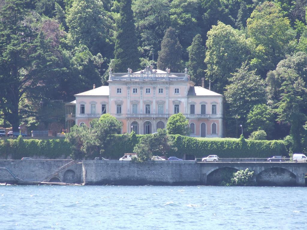 Victoria Hotels Carso Camnago Volta Exteriör bild